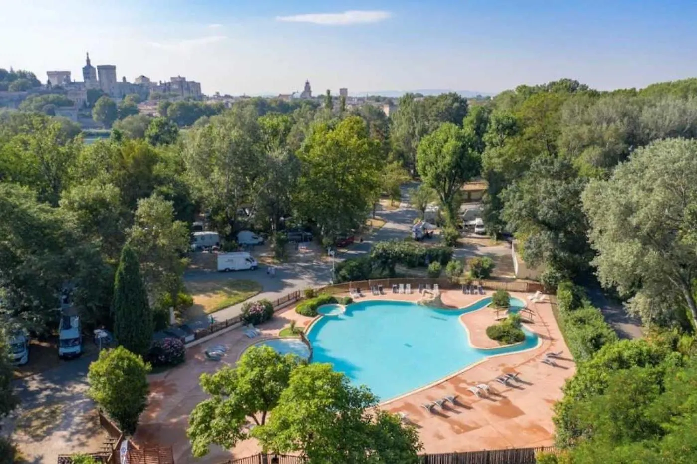 Camping 4 Etoiles - Piscine - Ef00Ai Avignon Campingplatz
