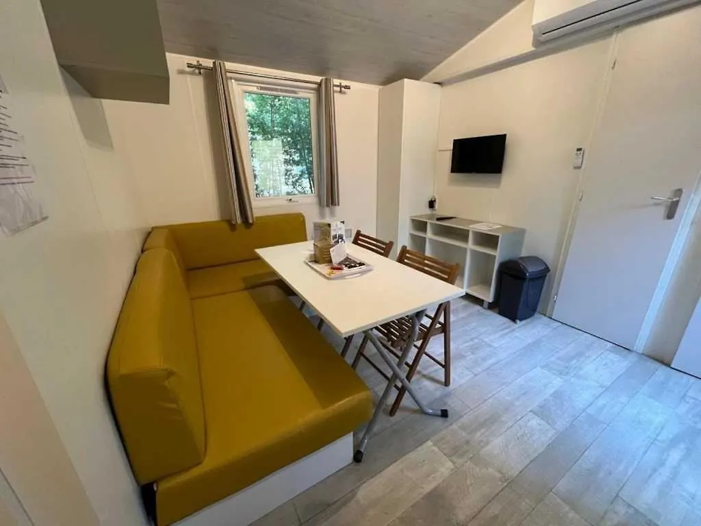 Campingplatz Camping 4 Etoiles - Piscine - Ef00Ai Avignon Frankreich